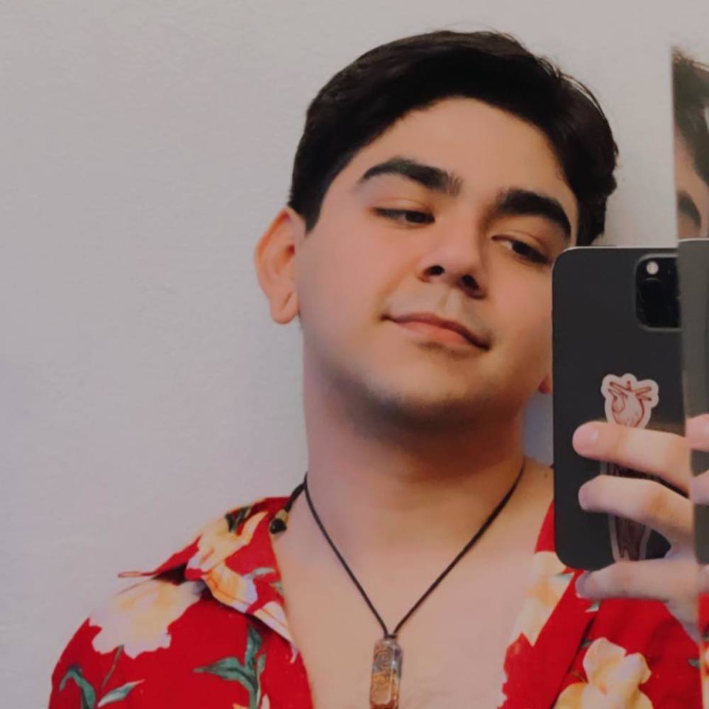 Meet your Posher, Luis